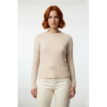 Kadın Regular Kalıp Bisiklet Yaka Uzun Kol Triko Kazak Soğuk Kış Günleri İçin İdeal Şıklık Sunar