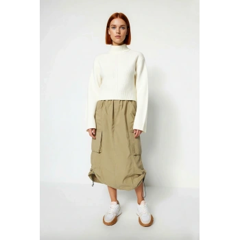 Kadın Regular Kalıp Dik Yaka Crop Triko Kazak Balon Kol Detaylı Akrilik Karışımlı Günlük Şık