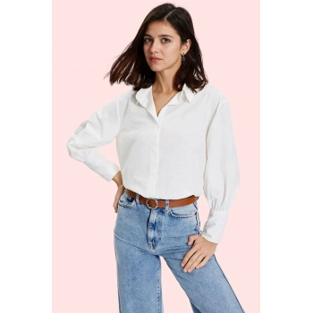 Kadın Regular Kalıp Dokuma Gömlek Basic Siluet Günlük Kullanım İçin Yaz Aylarının Vazgeçilmezi