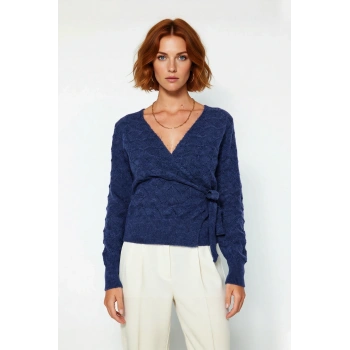 Kadın Regular Kalıp Kruvaze Yaka Ajurlu Triko Kazak Standart Kol Kış Günlük Kombinler İçin Şık Ve