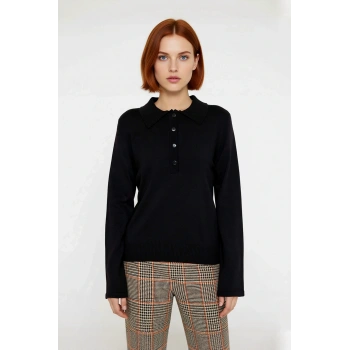 Kadın Regular Kalıp Polo Yaka Düz Uzun Kollu Triko Kazak Kış Sezonu İçin Şık Ve Rahat Bir Seçim.