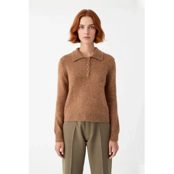 Kadın Regular Kalıp Polo Yaka Triko Kazak Kış Sezonu İçin Özel Tasarım Rahat Şık ve Konforlu