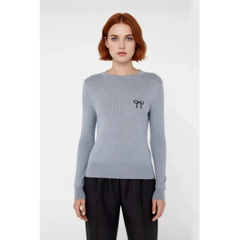 Kadın Regular Kalıp Saç Örgü Desenli Bisiklet Yaka Nakış Detaylı Triko Kazak Günlük Şıklık Ve Konfor