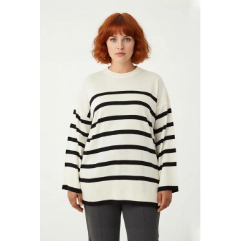 Kadın Relaxed Kalıp Çizgili Bisiklet Yaka Uzun Kol Triko Kazak Kış Sezonu İçin Şık Ve Konforlu