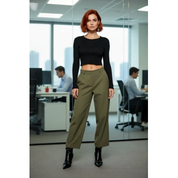 Kadın Şık Fitted Super Crop Uzun Kollu Bisiklet Yaka Triko Bluz Fitilli Dokulu Yanları Yırtmaçlı