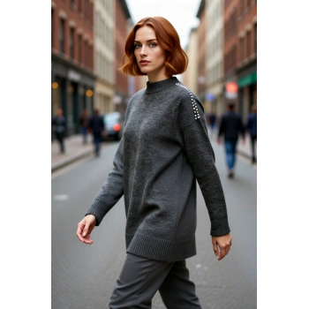 Kadın Tesettür Giyim İçin Regular Kalıp Düşük Kol Bisiklet Yaka Taş Detaylı Triko Kışlık Kazak