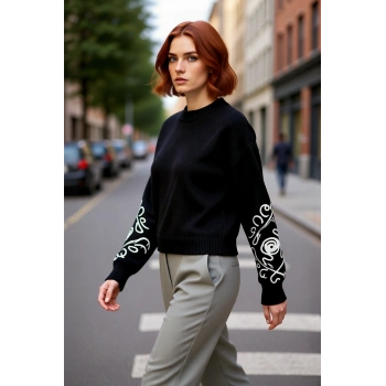 Kadın Uzun Kol Düşük Omuz Nakış Desenli Oversize Bisiklet Yaka Triko Kazak Kış Günlük Kombin