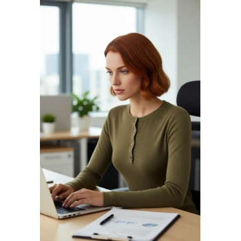 Kadın Uzun Kollu Fitted Bisiklet Yaka Dugmeli Fitilli Triko Bluz Gunluk Sik Ve Rahat Kombinler Icin