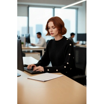 Kadın Uzun Kollu Regular Fit Triko Kazak Bisiklet Yaka Selanik Dokuma İspanyol Kol Detaylarıyla