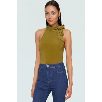 Kadın Yazlık Crop Bluz Dik Yaka Bağlamalı Detay Örme Kumaş Özel Tasarım Kaliteli İşçilik