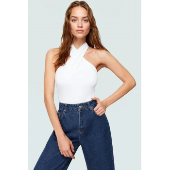 Kadın Yazlık Örme Bluz Boyundan Bağlamalı Fitted Kalıp %100 Pamuk Rahat Ve Şık