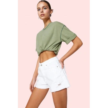 Kadın Yırtıklı Denim Şort Pamuk City Short Kalıp Renk Günlük Kombinler İçin Modern Tasarım