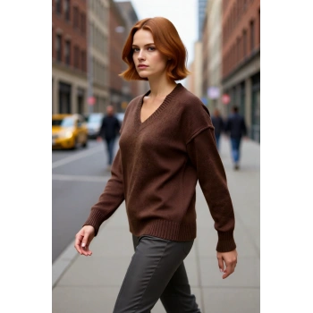 Kadınlar İçin Modern Oversize Kahverengi Triko Kazak V Yaka Düşük Kol Rahat Uzun Kalıp Şıklığı