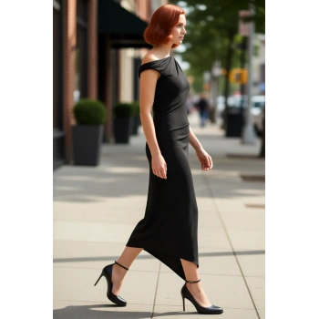 Kadınlar İçin Özel Tasarım Asimetrik Yaka Kolsuz Maxi Abiye Elbise Şık Gece Davetleri İdeal