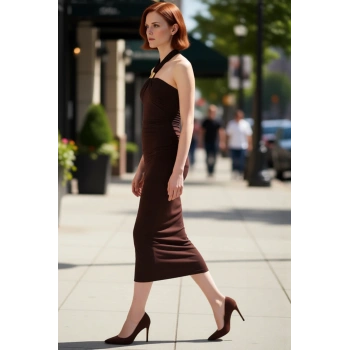 Kadınlara Özel Aksesuar Detaylı Bodycon Maxi Elbise Gece Şıklığınızı Tamamlar İddialı Bir Seçim