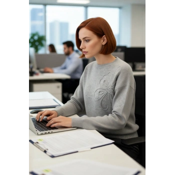 Kadınlara Özel Bisiklet Yaka Nakışlı Çiçekli Gri Triko Kazak Günlük Kış Stili Kaliteli Şık