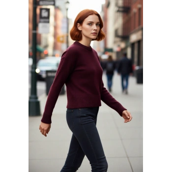 Kadınlara Özel Oversize Kesim Düşük Kol Bisiklet Yaka Triko Kazak Kışlık Giyimde Konfor Sunar