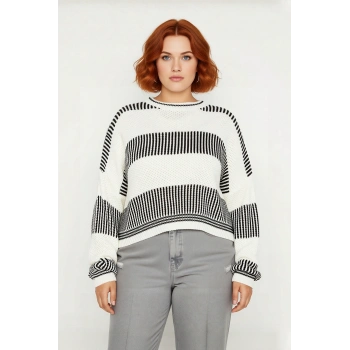 Kadınlara Özel Relaxed Kalıp Çizgili Bisiklet Yaka Düşük Kol Crop Triko Kazak Günlük Kombinlerinize