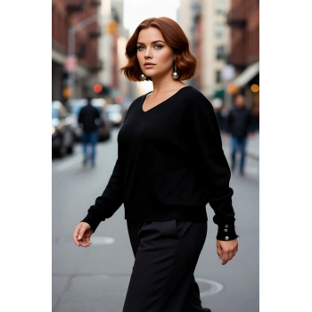 Kadınlara Özel Siyah V Yaka Relaxed Kalıp Triko Kazak Uzun Kol Günlük Kombinlerin Vazgeçilmezi