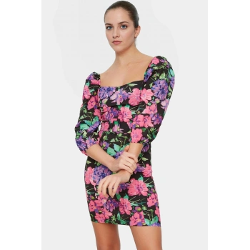 Kemerli Balon Kollu Kadın Mini Elbisesi Queen Crep Dokuma Çok Modern Stil Mükemmel Uyum