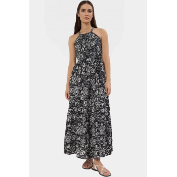 Kolsuz Halter Yaka Çok A line Maxi Elbise Yaz İçin Şık ve Rahat Modern Stil Yüksek Kalite