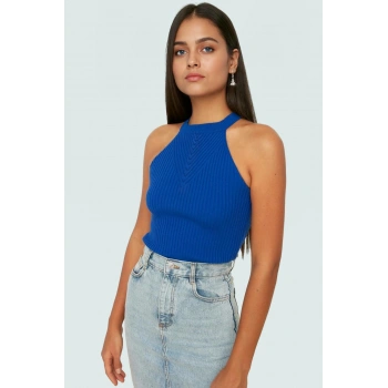 Kolsuz Triko Bluz 100% Akrilik Halter Yaka Regular Kesim Cepsiz Mükemmel Uyum