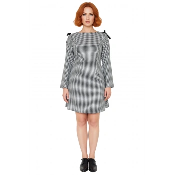 Modern Kadın Büyük Beden Ekose Desenli A Kesim Mini Elbise Uzun Kollu Kayık Yaka Detaylı Şık Dokuma