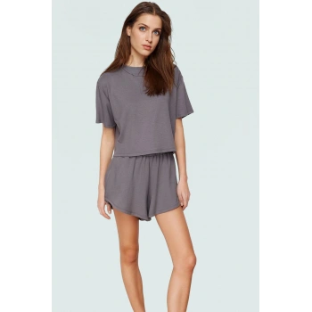 Nefes Alabilir Örme Kumaş Kadın T shirt Şort Takım Rahat Günlük Stil Modern Trend Tasarım