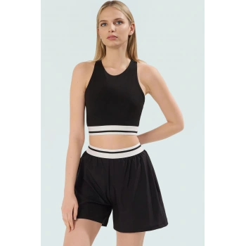 Nefes Alan Örme Kumaşlı Yüksek Bel Kadın Spor Şort Takım Profesyonel Görünüm Modern Stil