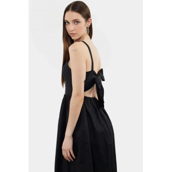 Nefes Alan Pamuklu Vual A Kesim Elbise Rahatlık ve Şıklık Profesyonel Görünüm Premium Kalite