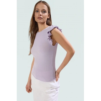 Nefes Alan Polyester Elastan Bluz Bisiklet Yaka Fırfırlı Detaylar Profesyonel Görünüm Premium Kalite