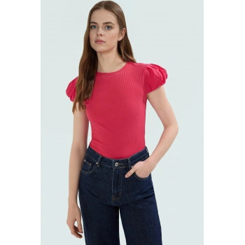 Örme Bluz Fitted Kalıp Bisiklet Yaka Kısa Kol Günlük Stil Özenle Seçilmiş Modern