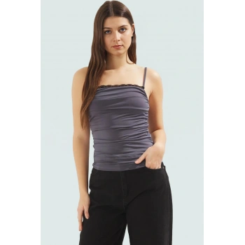 Örme Micro Dokuma Fitted Bluz Kare Yaka İnce Askılı Günlük Stil Kaliteli İşçilik Seçkin Malzeme