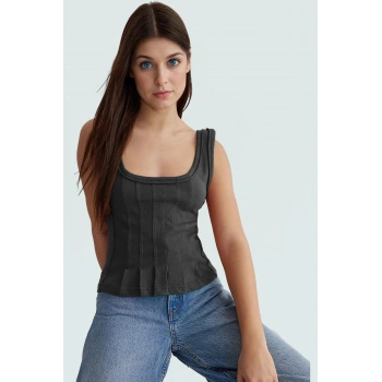 Pamuklu Kaşkorse Örme Bluz Fitted Kalıp Havuz Yaka Yazlık Günlük Yüksek Kalite