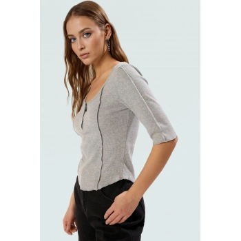Pamuklu Örme Bluz Regular Fitted Havuz Yaka Kısa Kollu Asimetrik Özenle Seçilmiş