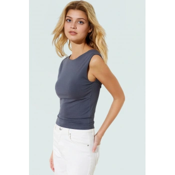 Pamuklu Örme Bluz Sırt Dekolteli Fitted Regular Nefes Alabilir Özenle Seçilmiş