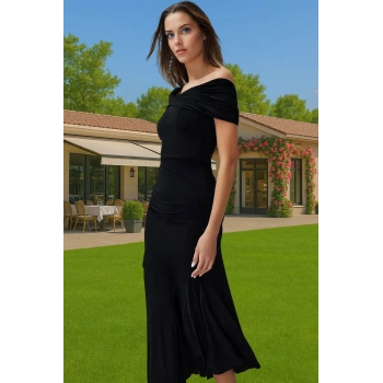 Rahat Asimetrik Yaka Kısa Kollu Örme Elbise Premium Kalite Yüksek Kalite Premium Kalite Rahat Ve Şık