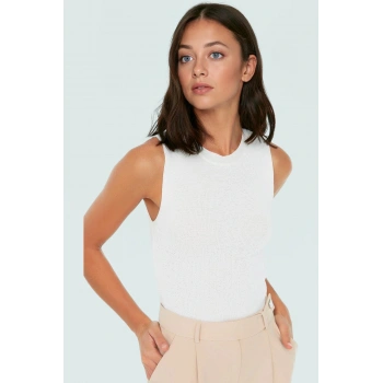 Rahat Kolsuz Triko Bluz Bisiklet Yaka Fitted Kalıp Yazlık Şık Görünüm Yüksek Kalite