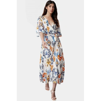 Rahat ve Şık Çok Etnik Desenli Viskoz Midi Elbise Kruvaze Yaka Premium Kalite Görünüm