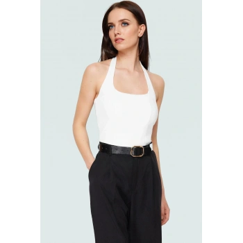Rahat ve Şık Scuba Krep Crop Bluz Halter Yaka Polyester Karışımı Özenle Seçilmiş