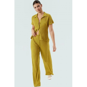 Rahat ve Şık Yazlık Takım Örme Bluz Geniş Paça Pantolon Görünüm