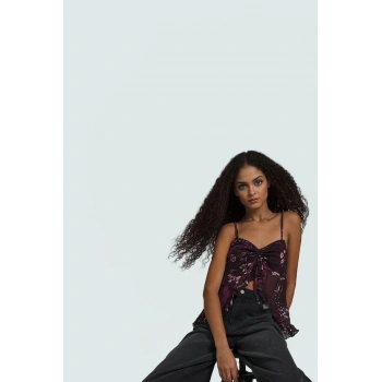 Regular Fitted Bluz Çiçek Desenli Tül Kumaş Kalp Yaka Yazlık Seçkin Malzeme