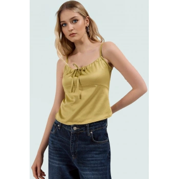 Regular Kalıp Saten Bluz Kolsuz İnce Askılı Rahat Günlük Kaliteli İşçilik Modern Stil