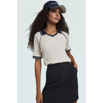 Renk Bloklu Polo Yaka Kısa Kollu Örme Bluz Rahat Günlük Stil Seçkin Malzeme Kullanım