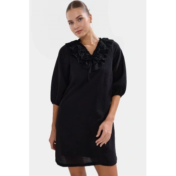 Şifon Kumaşlı Düz Kesim V Yaka Yazlık Mini Elbise Astarlı Truvakar Kol Özel Tasarım Seçkin Malzeme