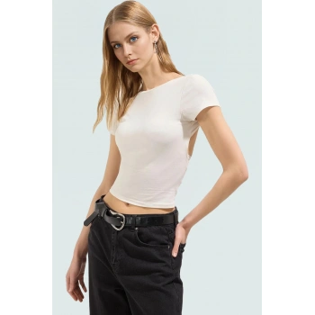 Şık Crop Bluz Nefes Alan Örme Kumaş Sırt Dekolteli Fitted Kalıp Günlük Kullanım İçin