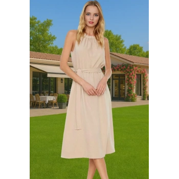 Şık Halter Yaka Midi Viskoz Elbise A Kesim Kuşak Detayı ile Dayanıklı Malzeme Dayanıklı Malzeme