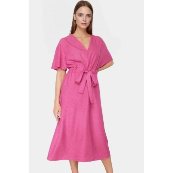 Şık Keten Görünümlü Kuşaklı Midi Elbise Rahat ve Nefes Alabilir Günlük Kullanım İçin Modern Stil