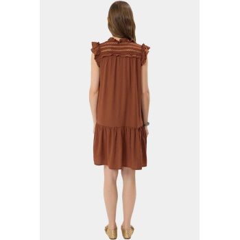 Şık Nakış Detaylı Viskoz Mini Elbise Düz Kesim Rahat Yazlık Model Mükemmel Uyum Görünüm