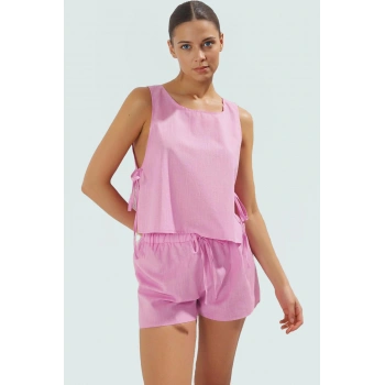 Şık Plaj Takımı Flamlı Pamuk Bluz Şort Yaz İçin Mükemmel Seçim Konforlu Kesim Rahat Ve